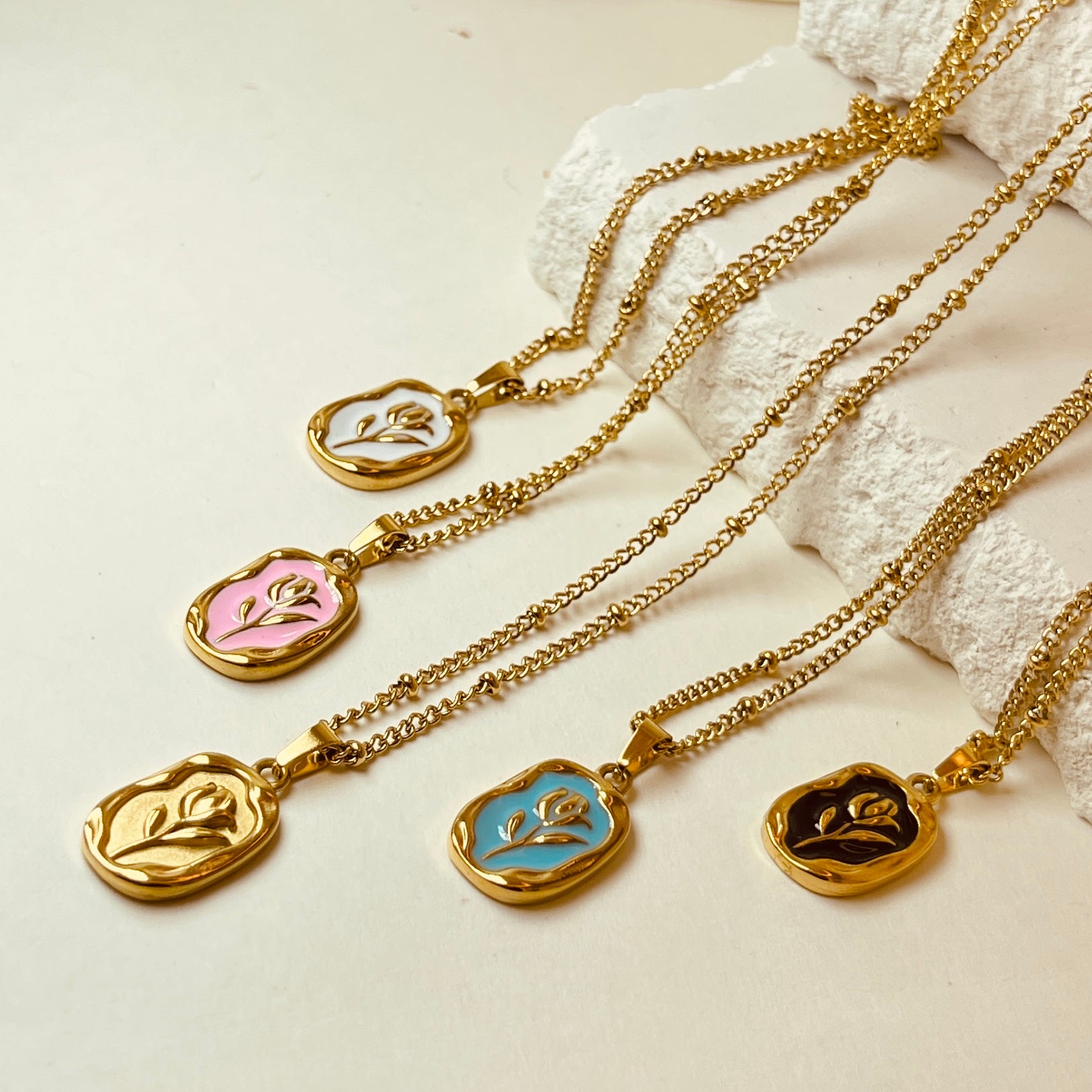 Flower Gold Necklace