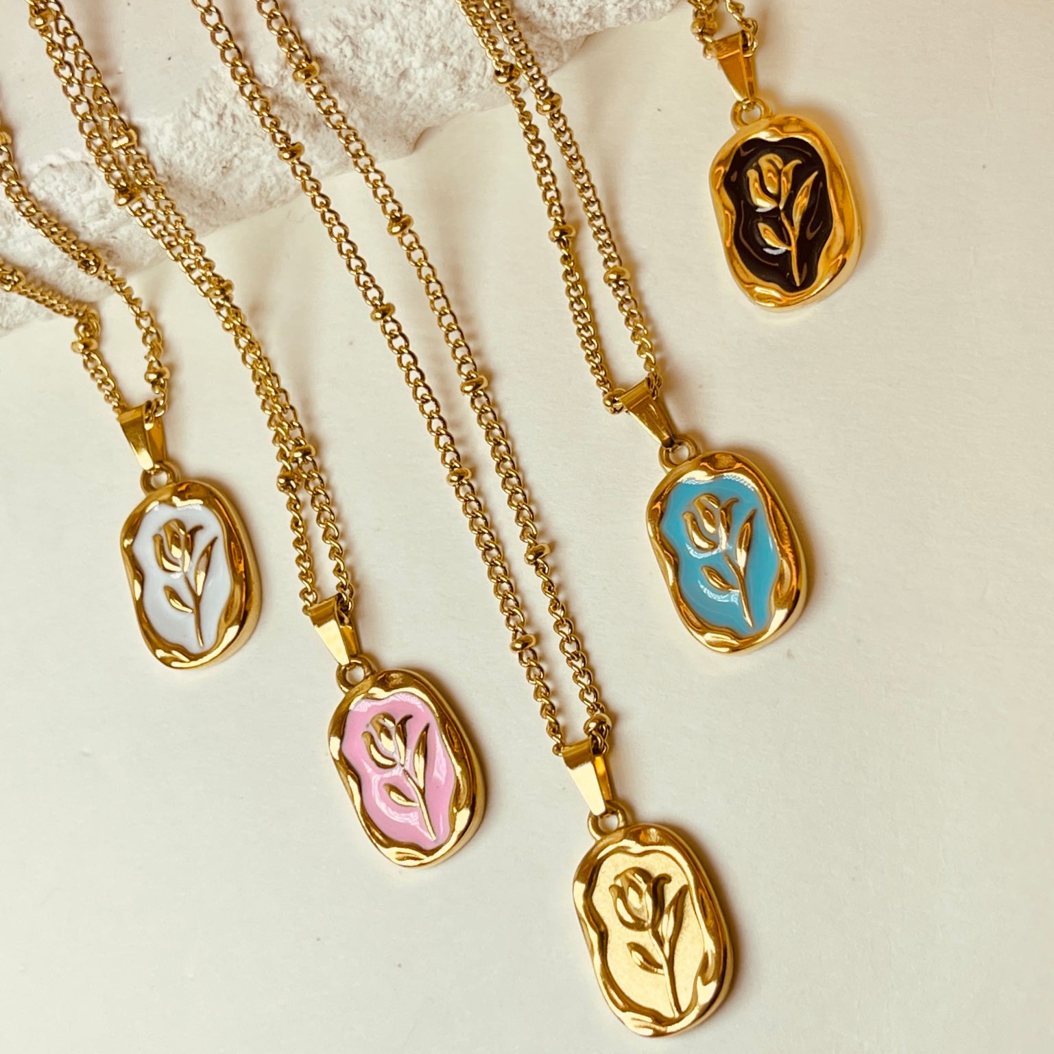 Flower Gold Necklace