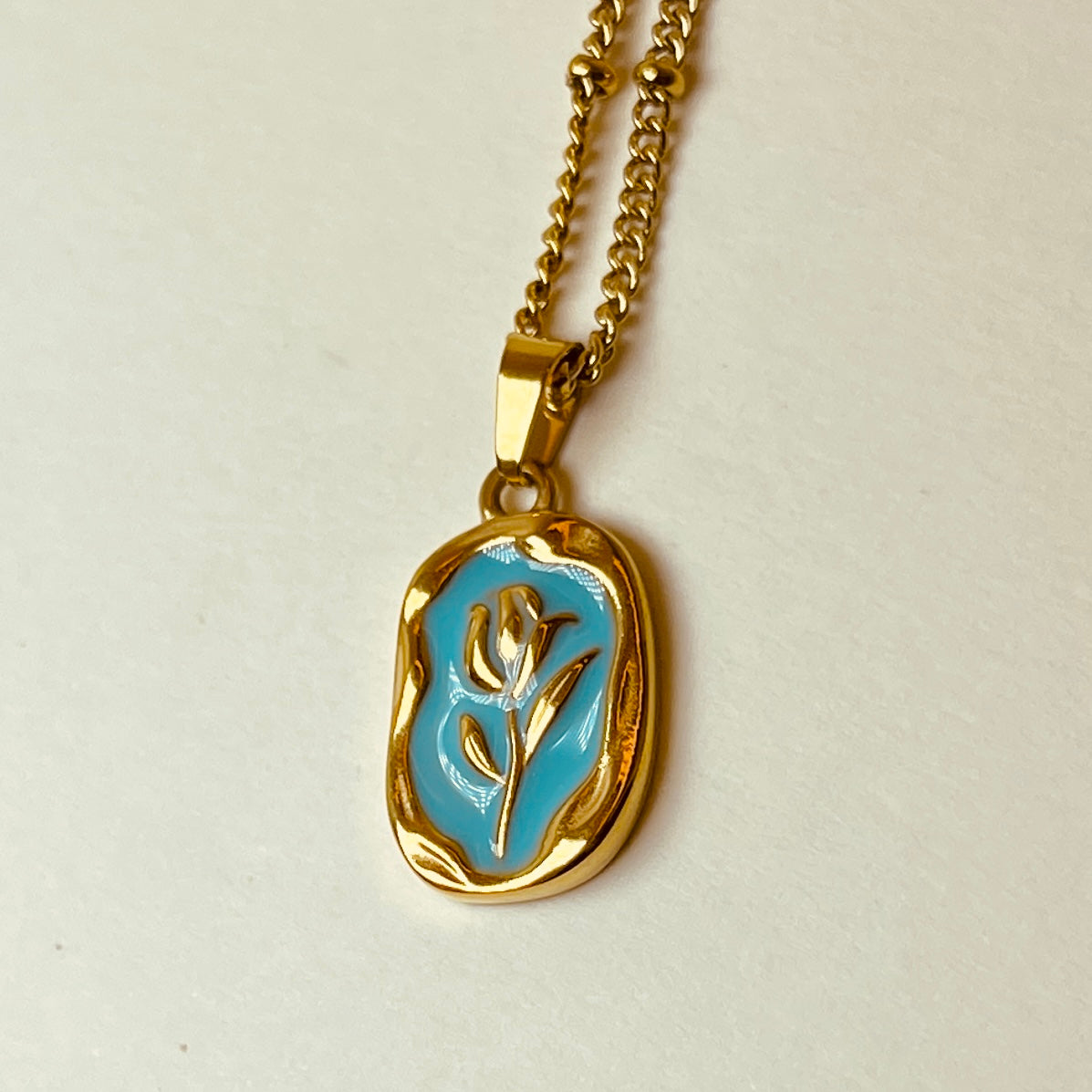 Flower Gold Necklace