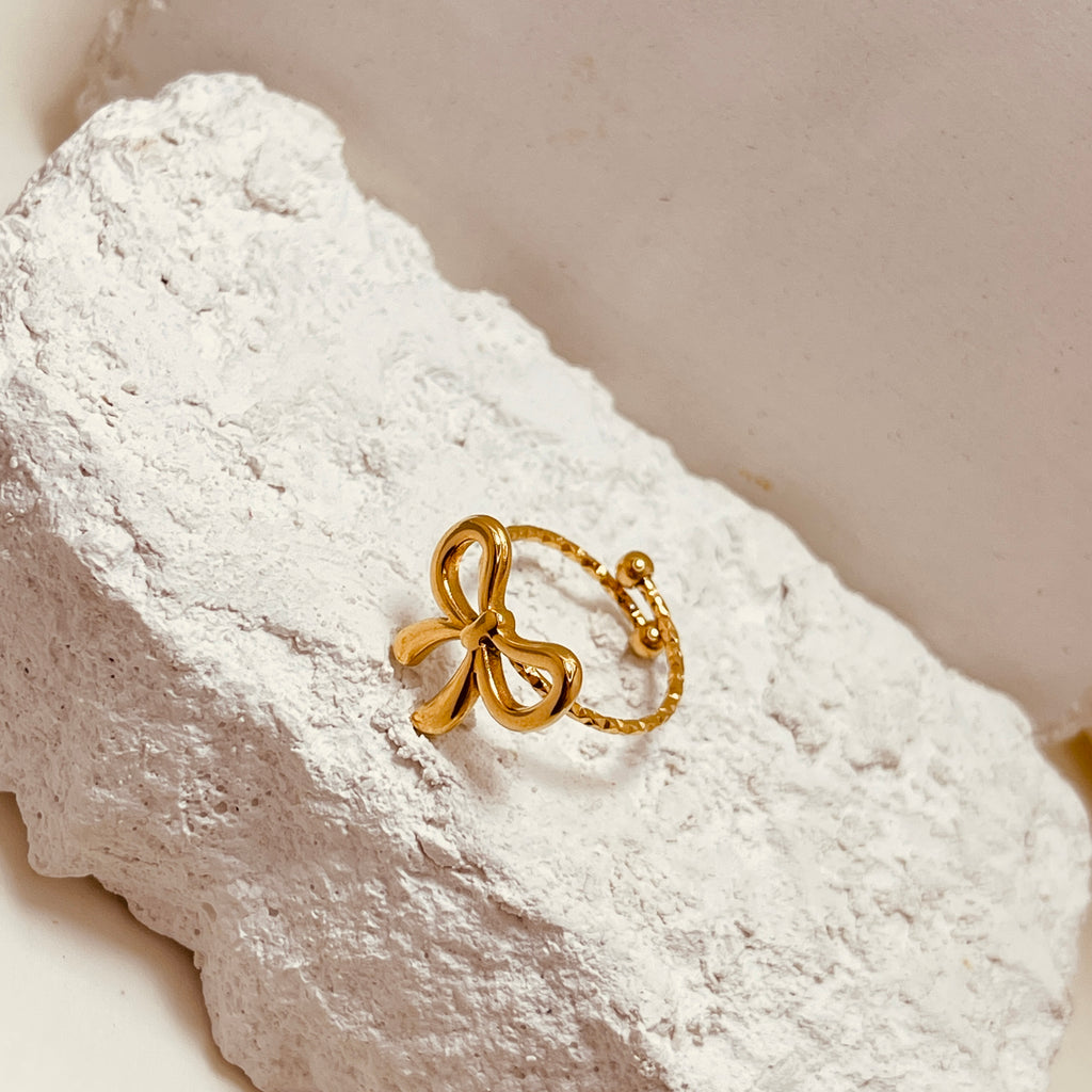 Bow Ring