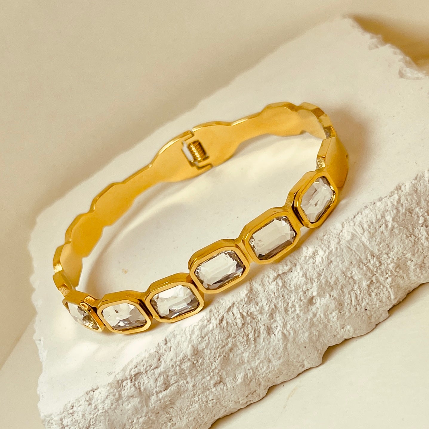 Zirconium Stones Handcuff