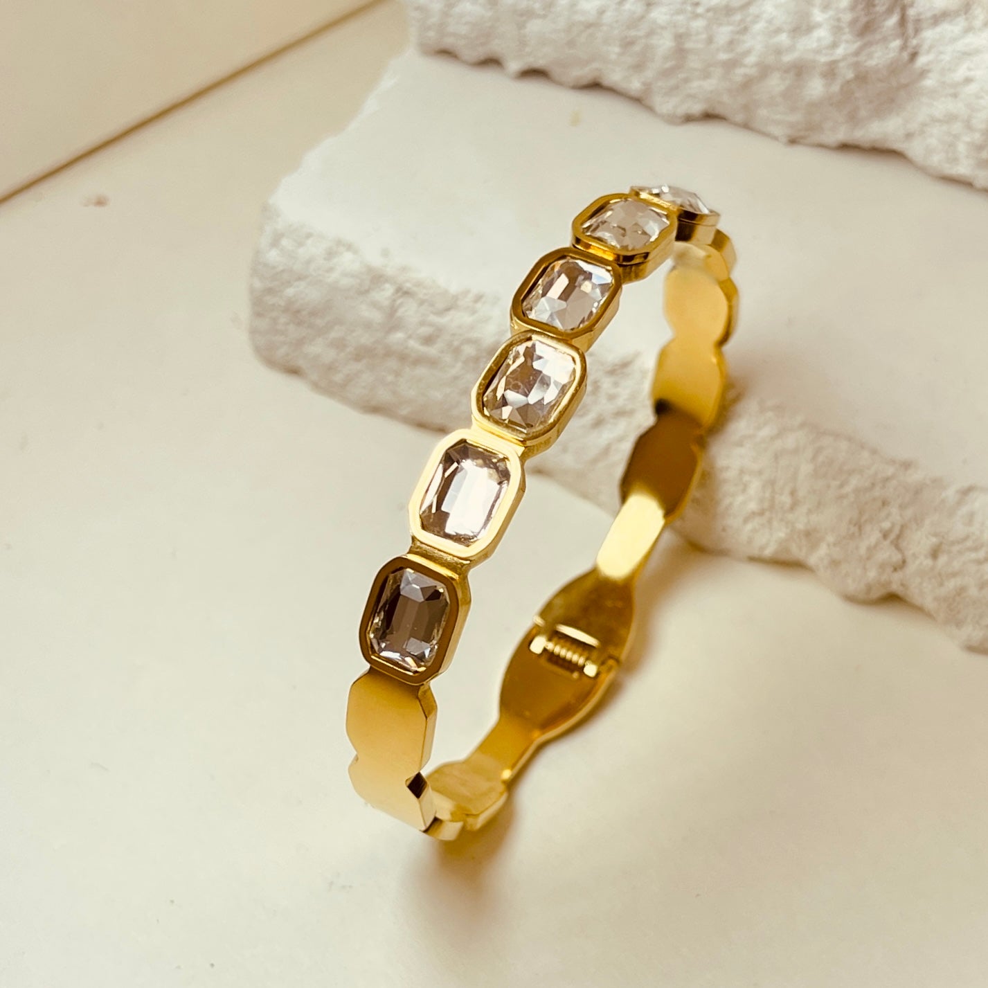 Zirconium Stones Handcuff