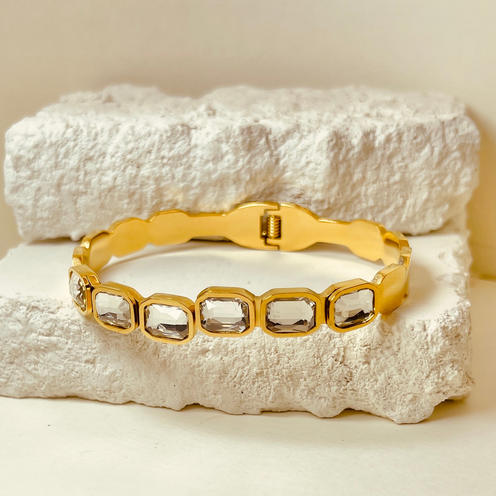Zirconium Stones Handcuff
