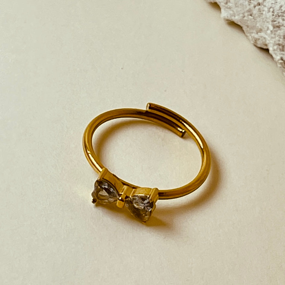 Bow Bowie Ring