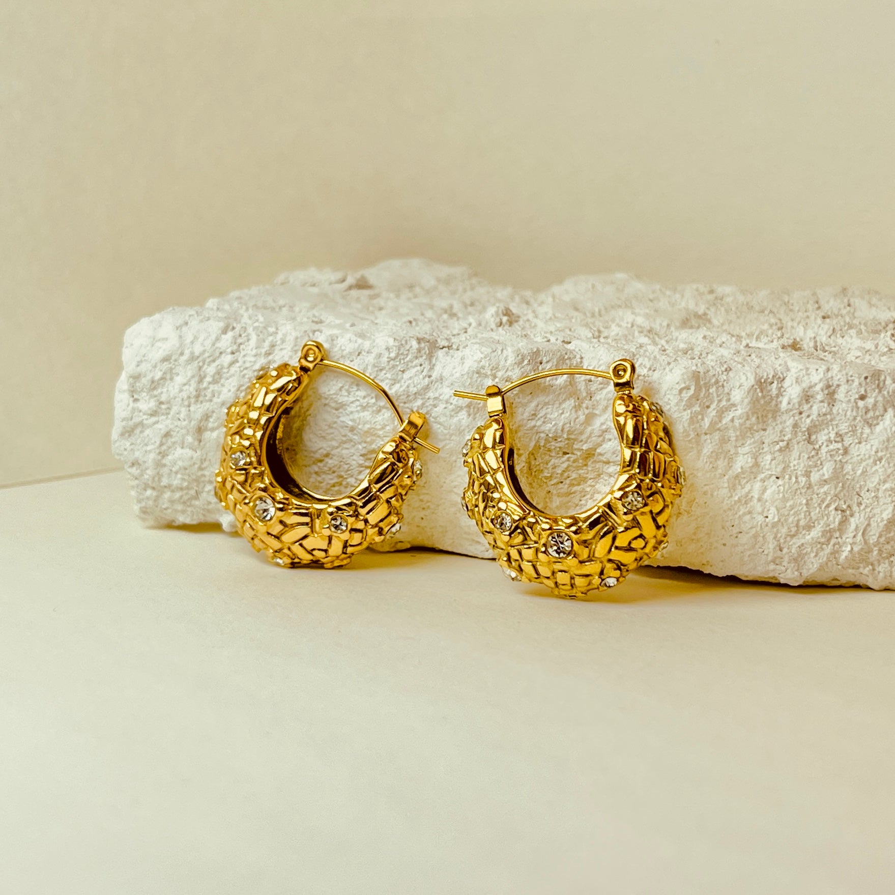 Vintage Hoops - Drothy