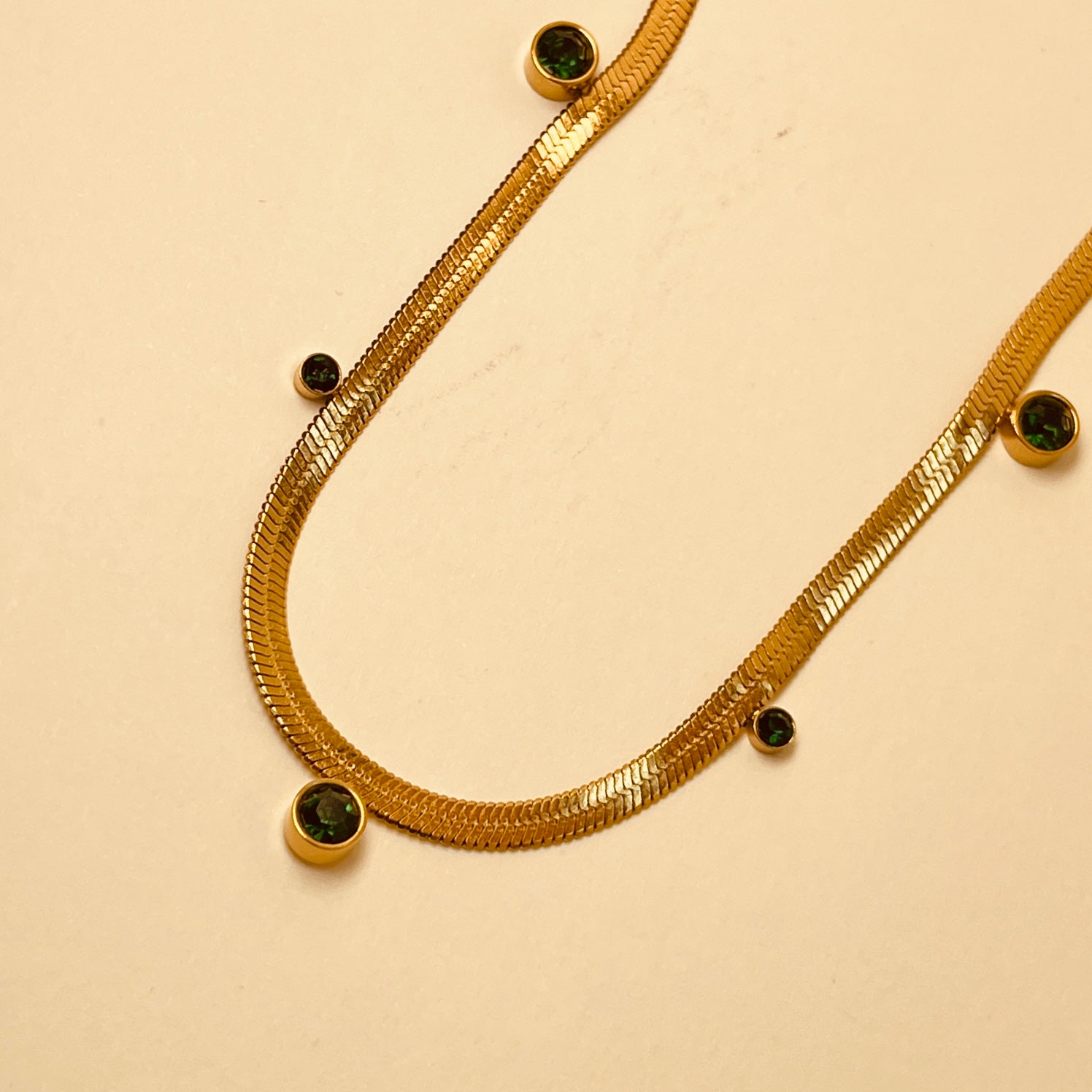 5 Zirconium Necklace
