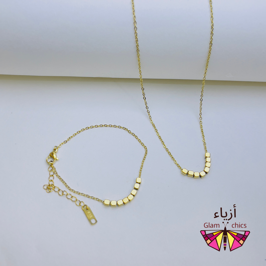 Eight Square Set 18K Gold